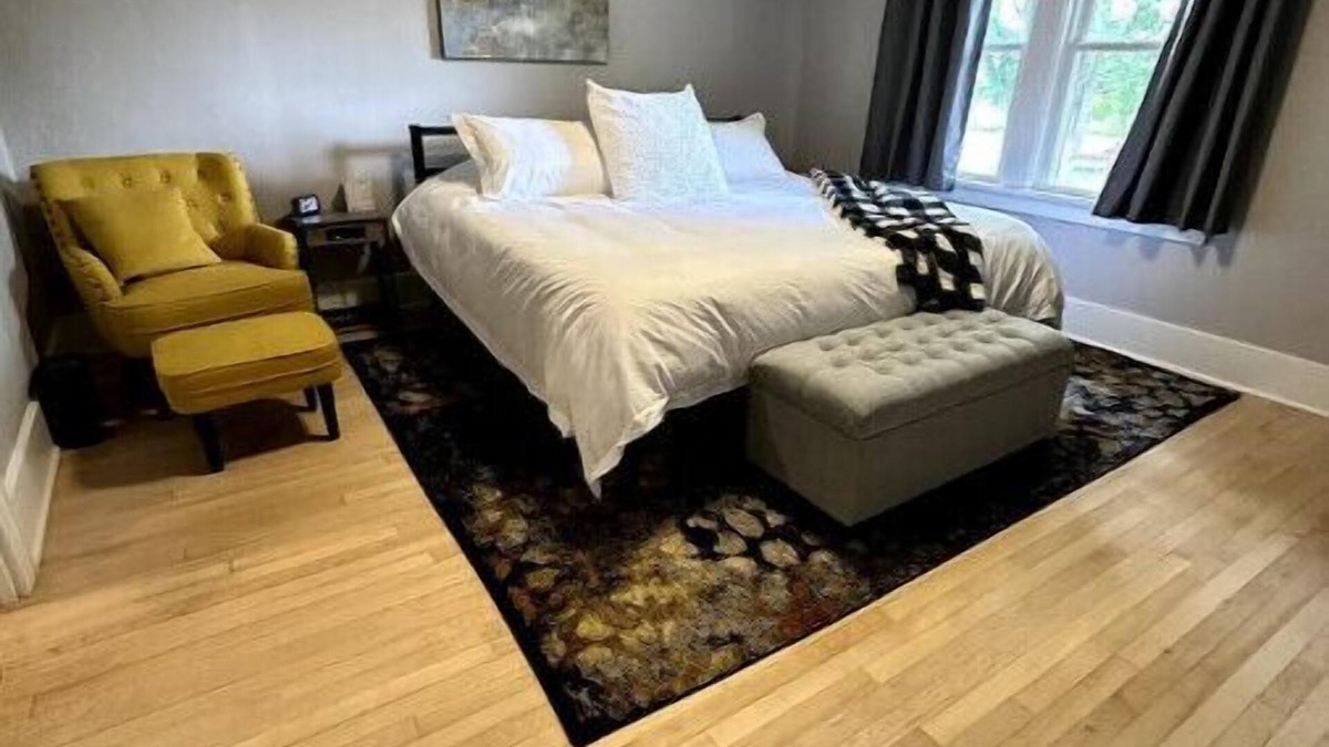 Moorhead House | The Plex-508n