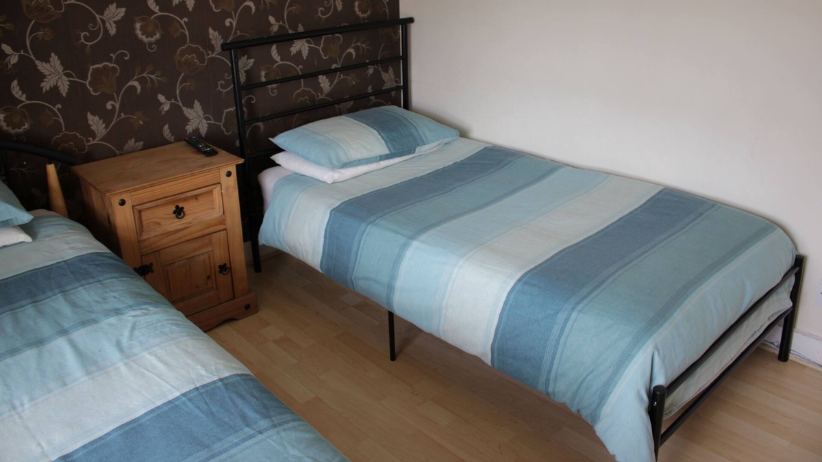 Highworth Hotel | The Plough Inn