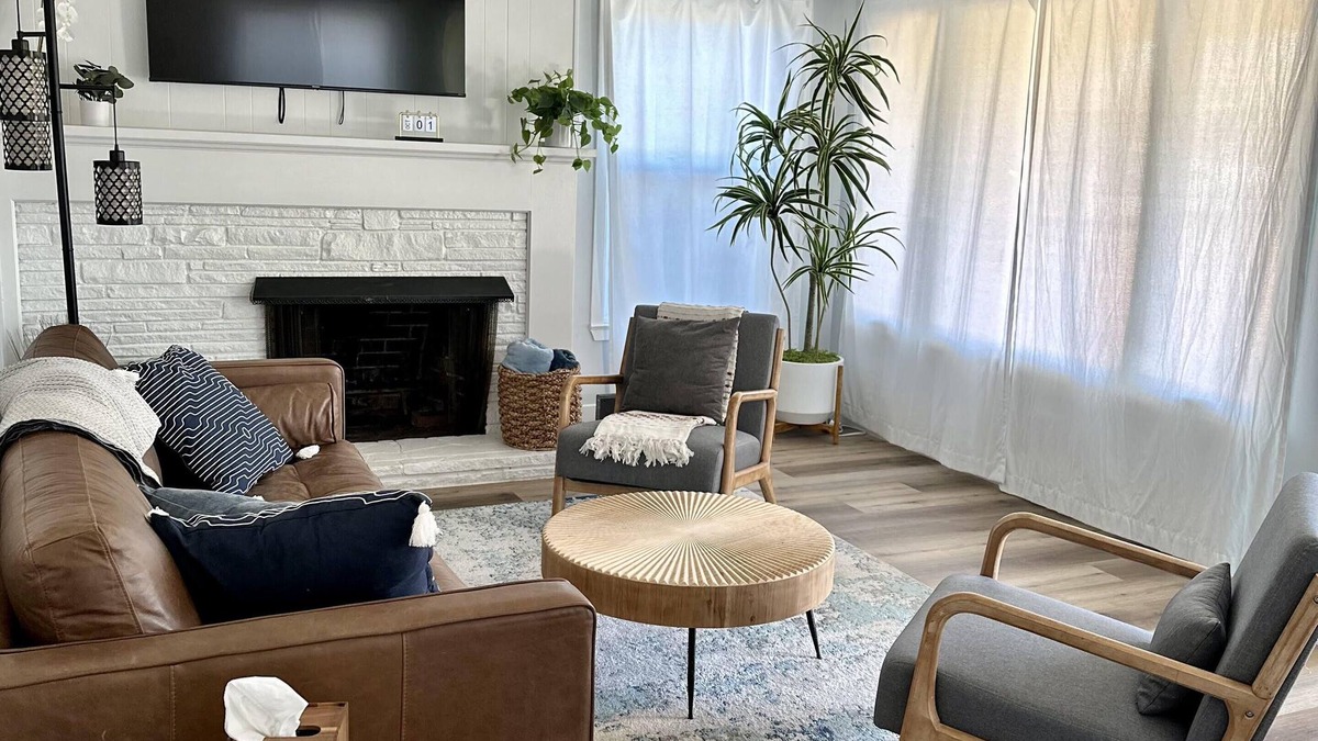 Opal Cliffs Cottage | The Point Cottage