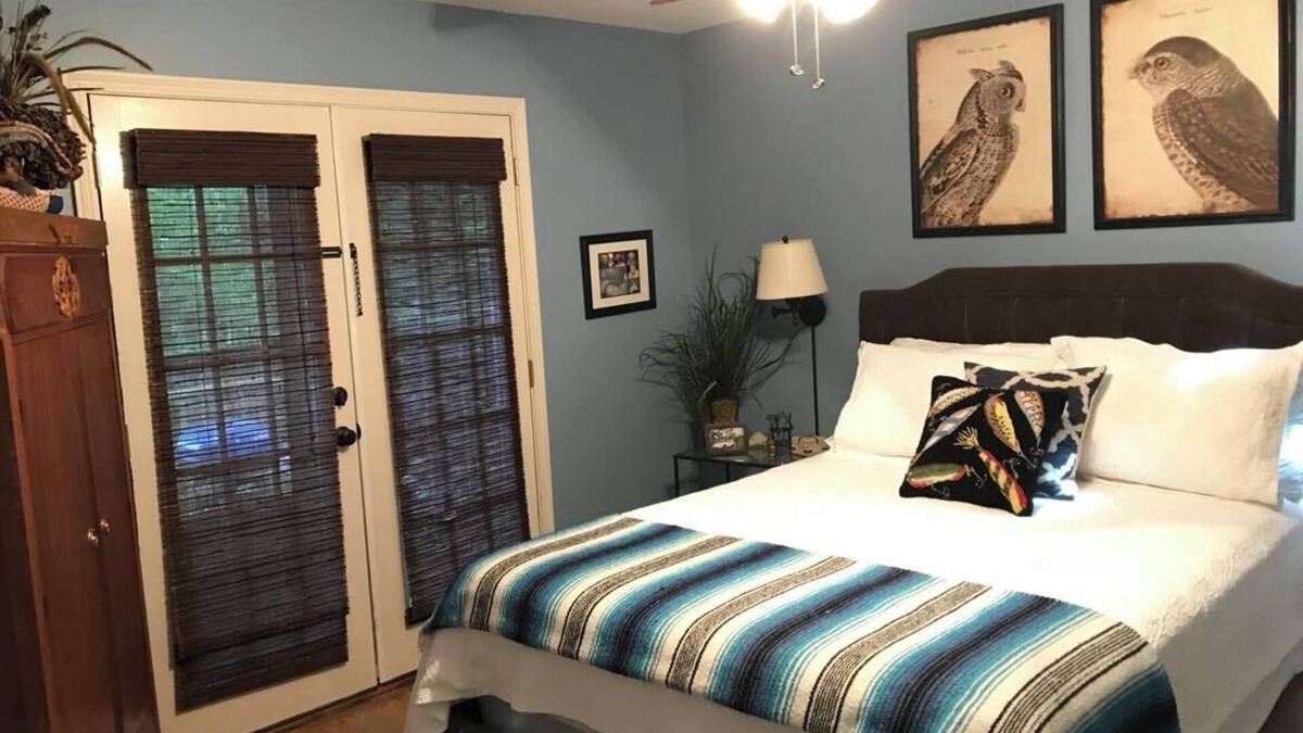 Statesboro House | The Pond House- Tranquility, seclusion, and a view!