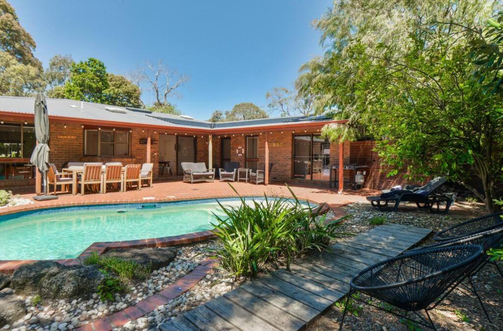 Rosebud House | The Pool House