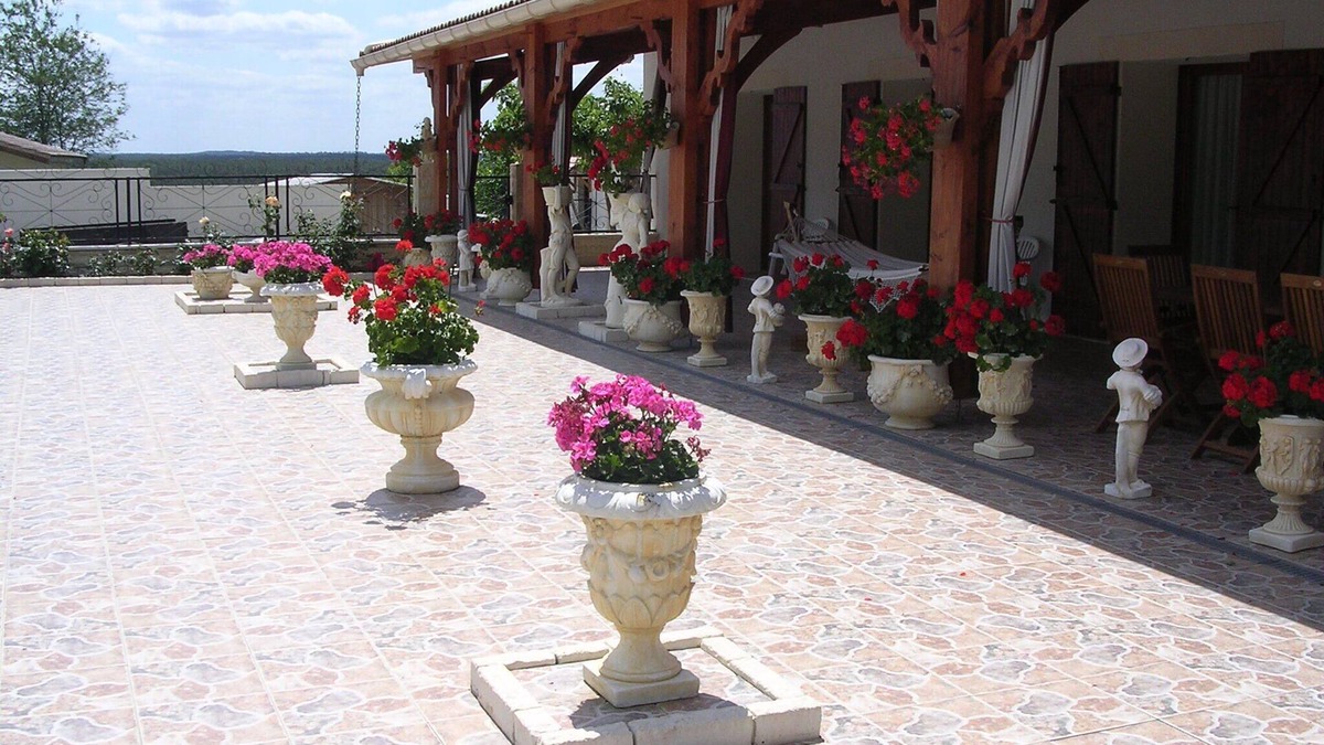 Pompejac Bed & Breakfast | The Poppies