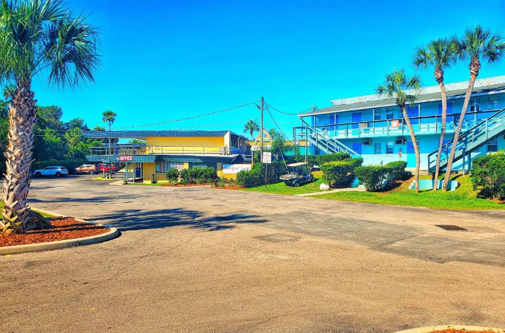 Springs at Kings Bay Hotel | The Port Hotel and Marina