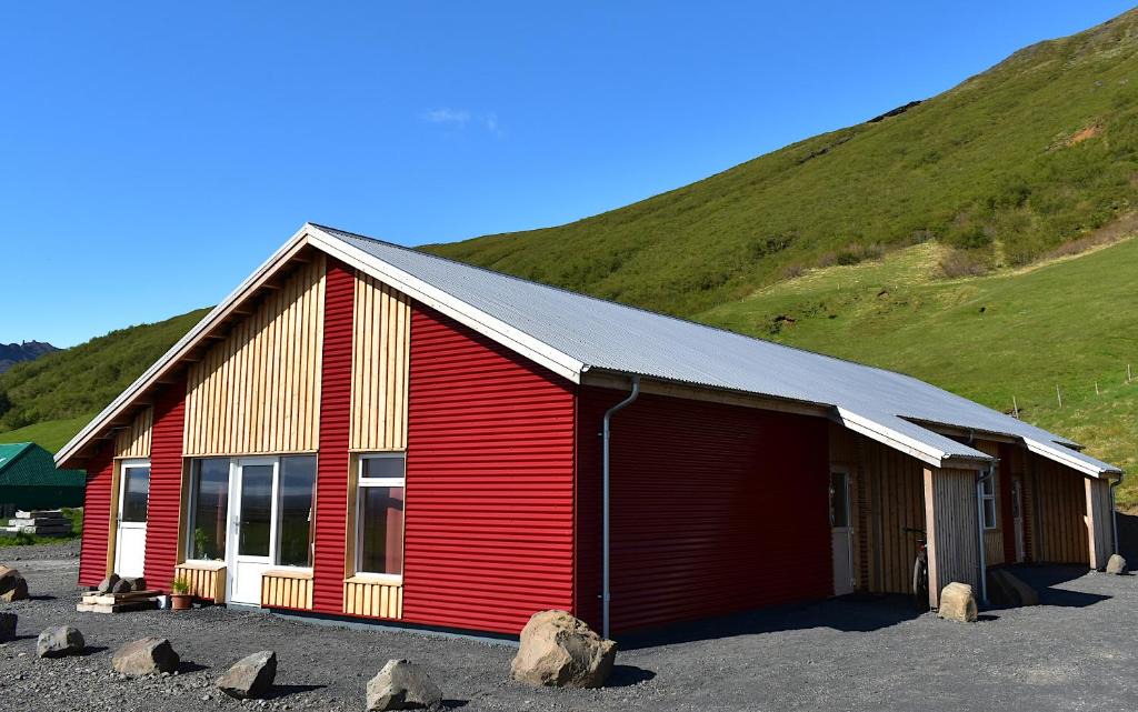 Svinafell Hotel | The Potato Storage