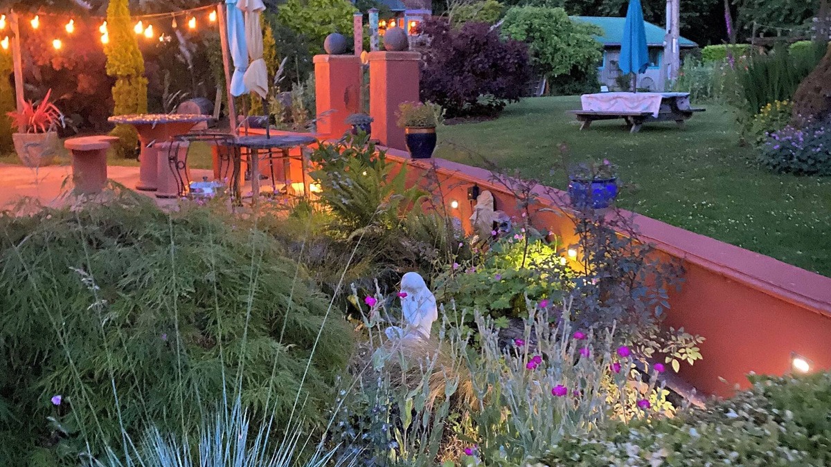 Sequim House | The Pottery at Reverie Gardens is your dream destination!