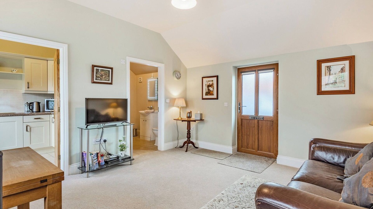 Woodhall Spa Cottage | The Potting Shed - UK36120