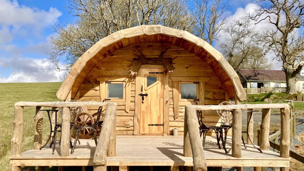Bontnewydd Cabin | The Prancing Moose