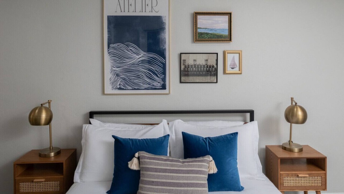 Old Mystic Apartment | The Pratt Studio · Near Mystic, Casinos + USCGA