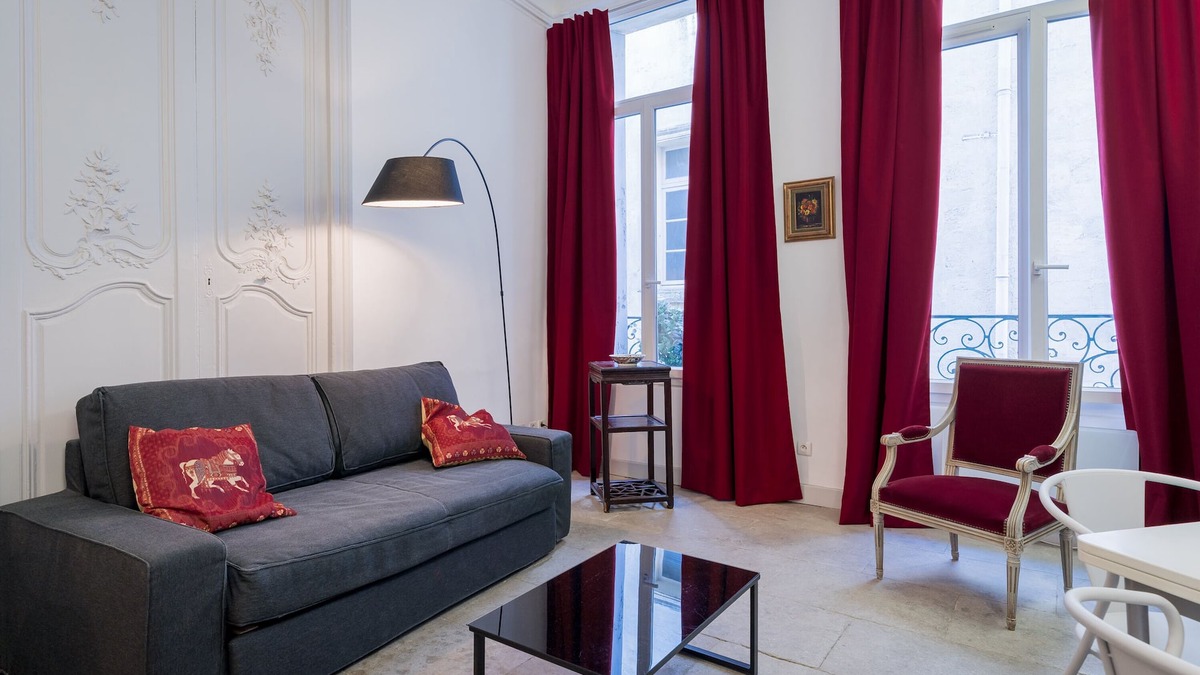 Ecusson Apartment | The prefecture, charming apartment with free parking