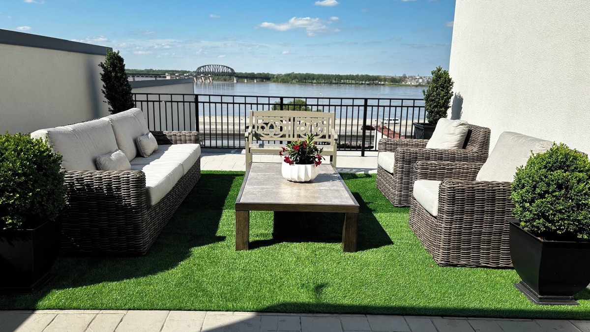 West Main Historic District Condo | The PRES@The 713! Penthouse Suite with private rooftop patio, on Bourbon Trail!