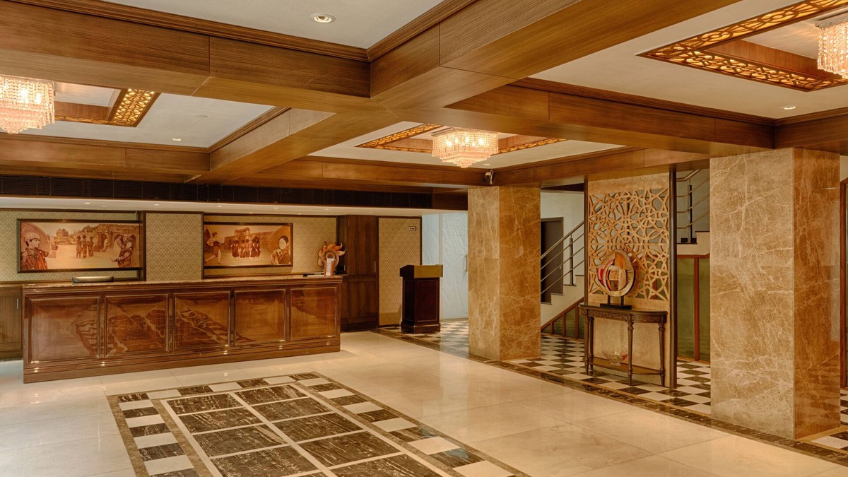 Navrangpura Hotel | The President - A Boutique Hotel