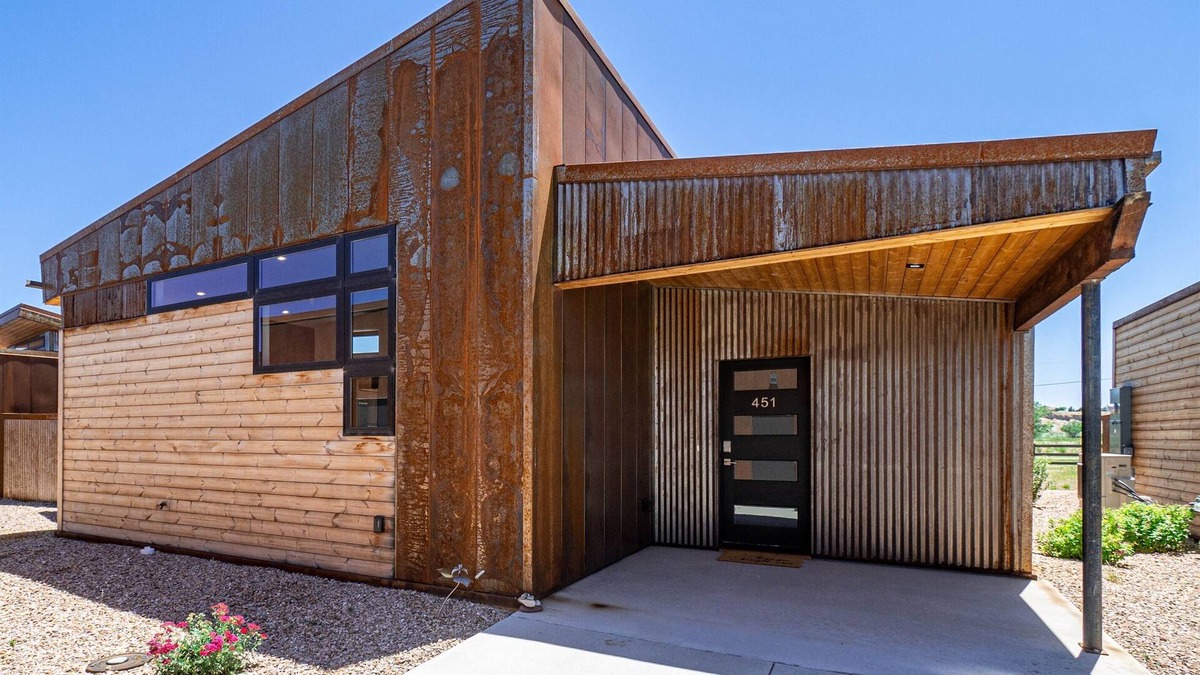 Clifton House | The Prickly Pear @ Palisade Legends