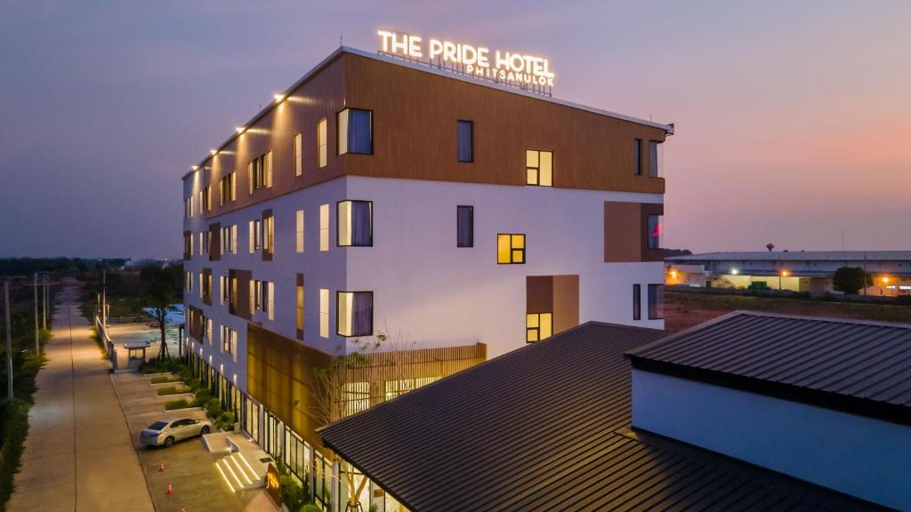 Phitsanulok Hotel | The Pride Hotel Phitsanulok
