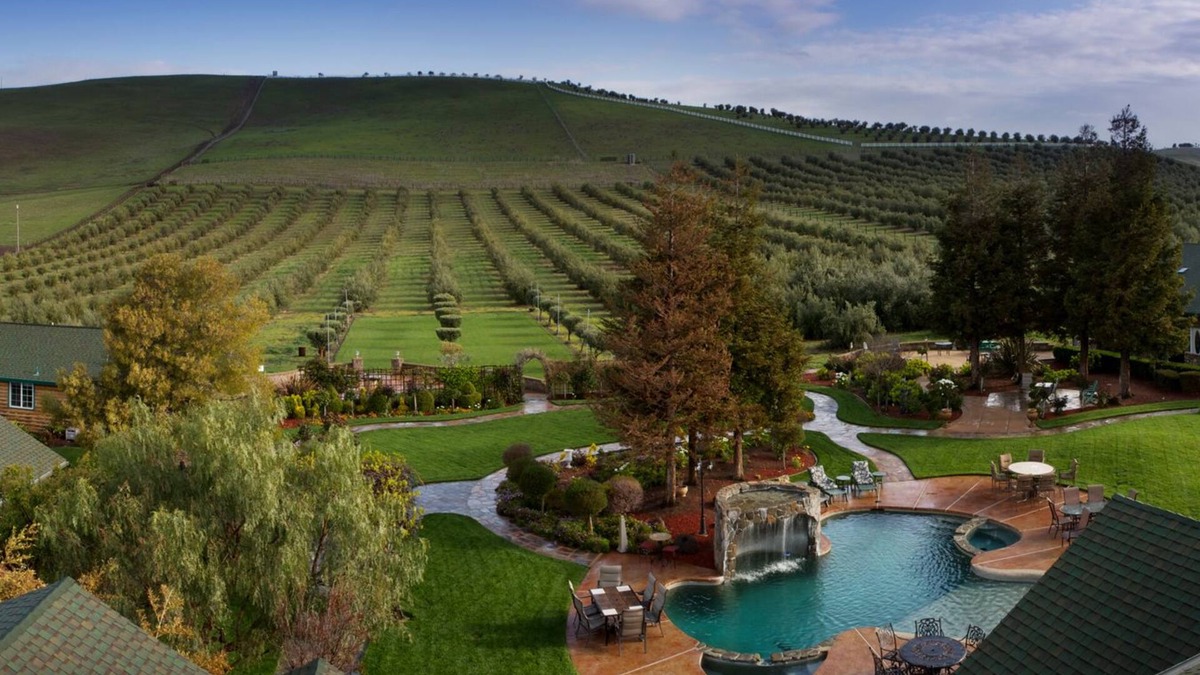 Livermore Bed & Breakfast | The Purple Orchid Wine Country Resort & Spa