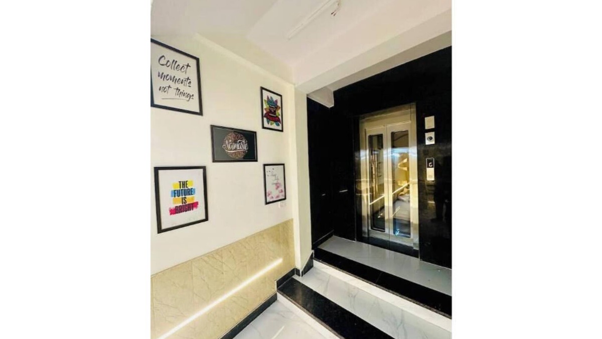 Delhi Cantonment Apartment | The Puzzle by Prahar Homes Apt 9