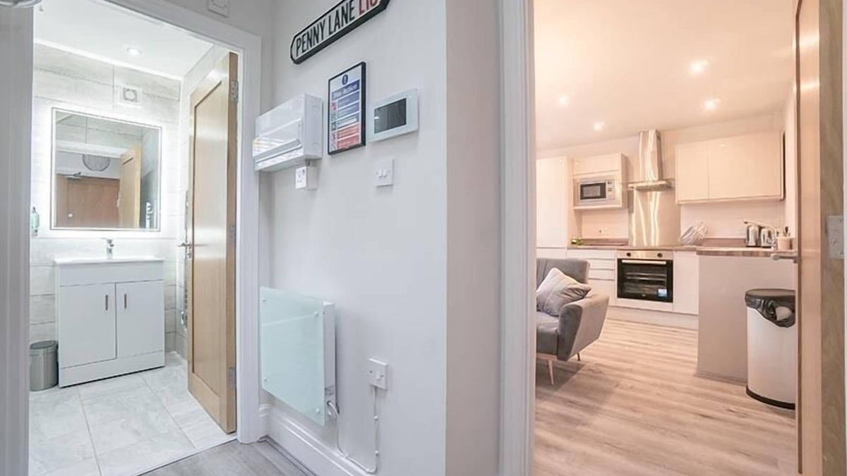 Huyton Apartment | The Queens Arms Apartments