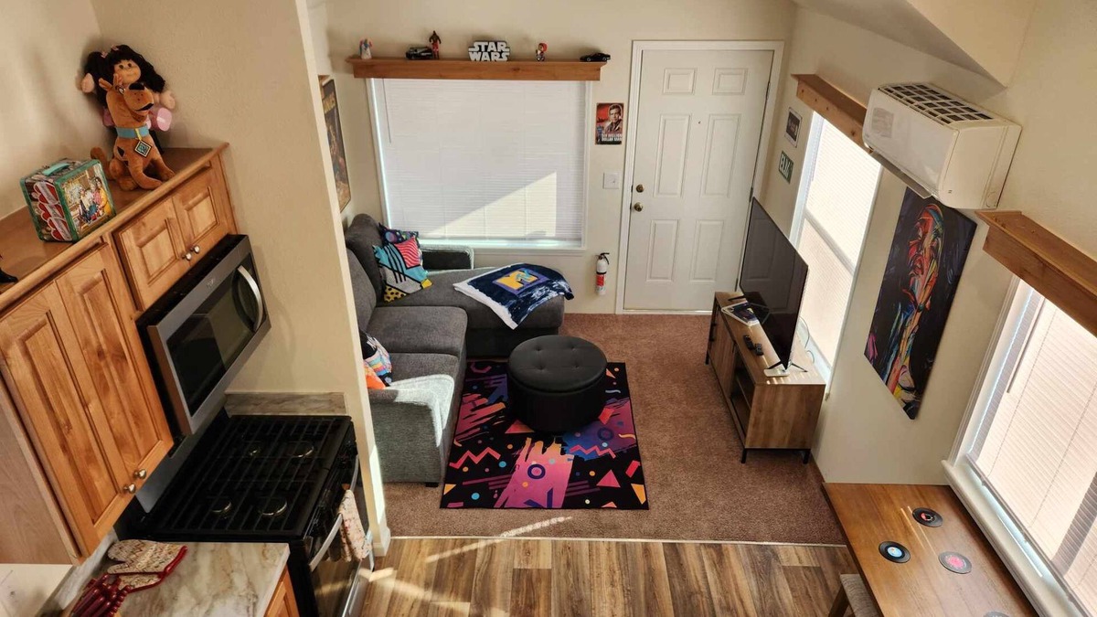 Roseburg House | The Rad Pad - 80s themed Tiny House