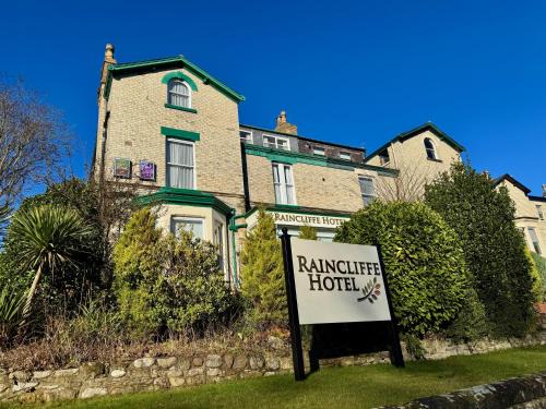 Scarborough Bed & Breakfast | The Raincliffe Hotel
