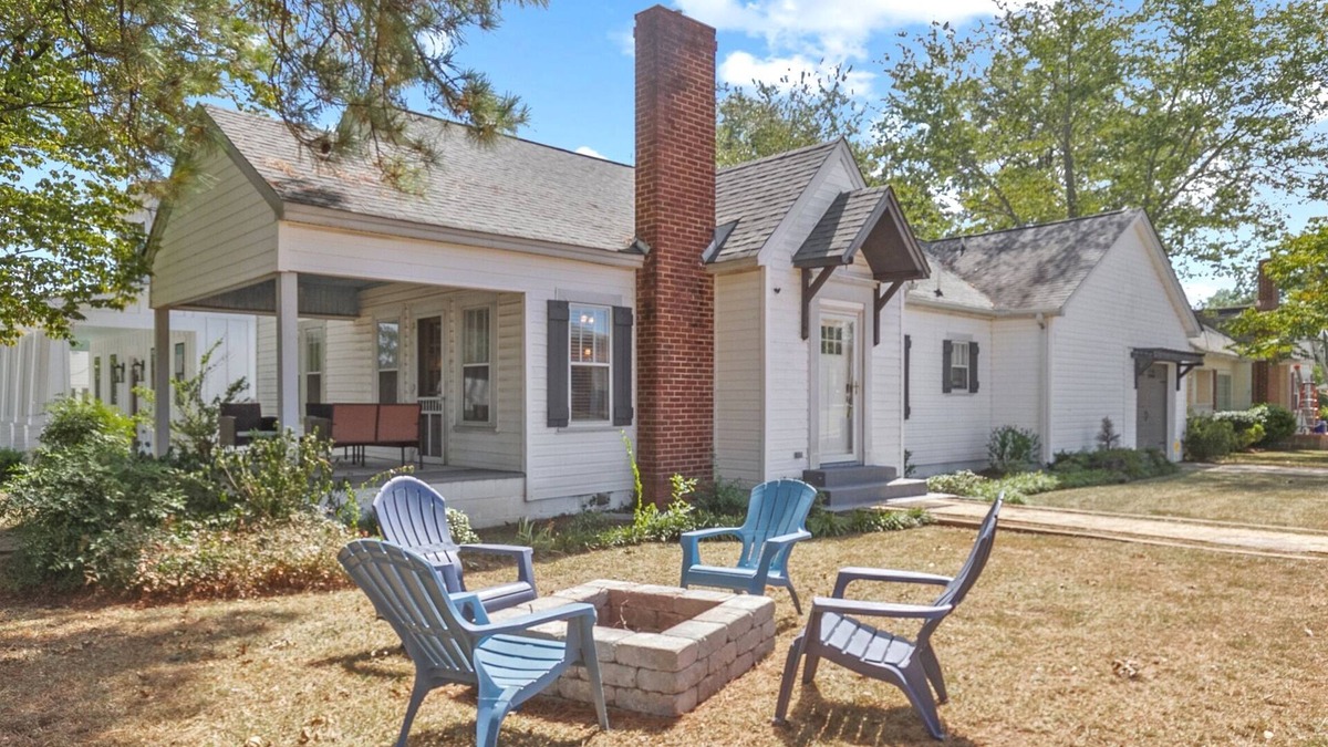 Northport House | The Rambler - Beautiful Ranch Style Home 2 Miles from UA Campus!