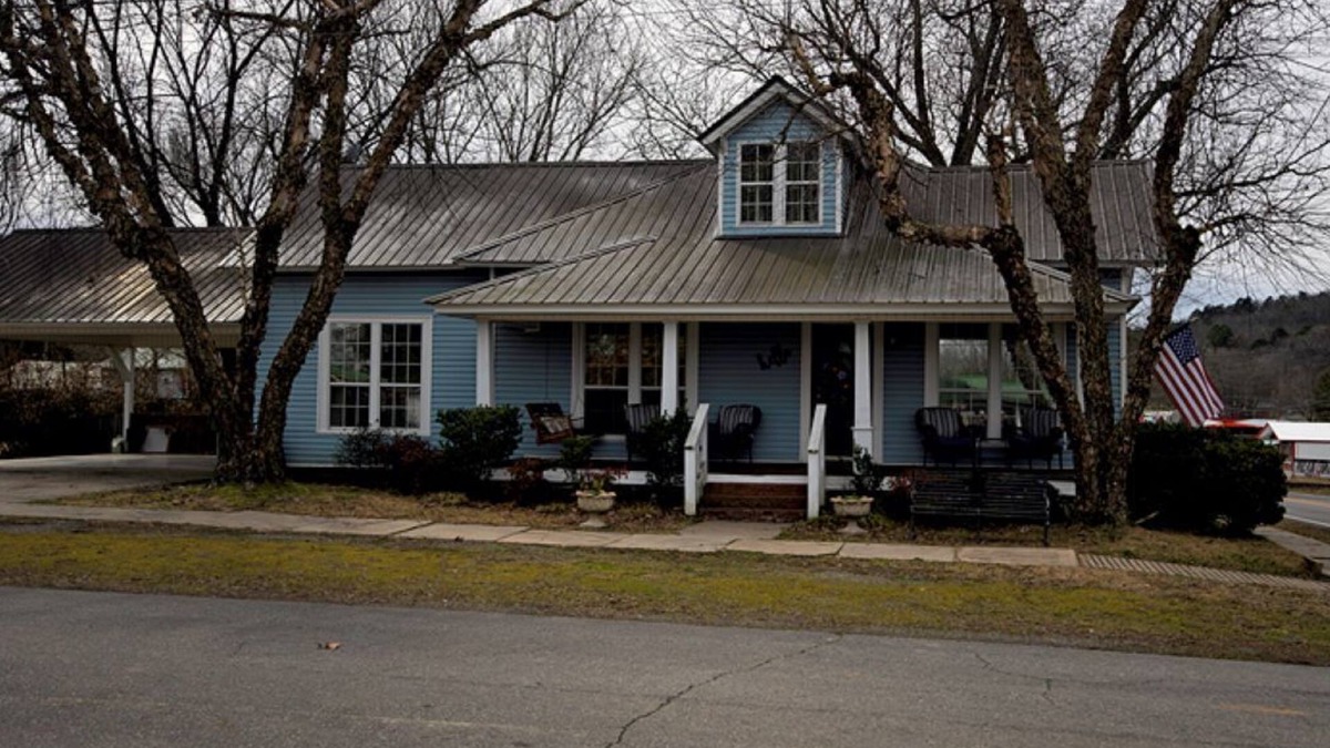 Pangburn House | The Ramsey House located in the heart of Pangburn