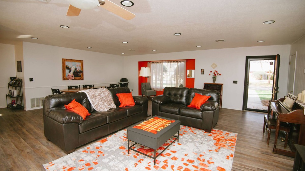 Stillwater House | The Ranch Near Boomer Lake
