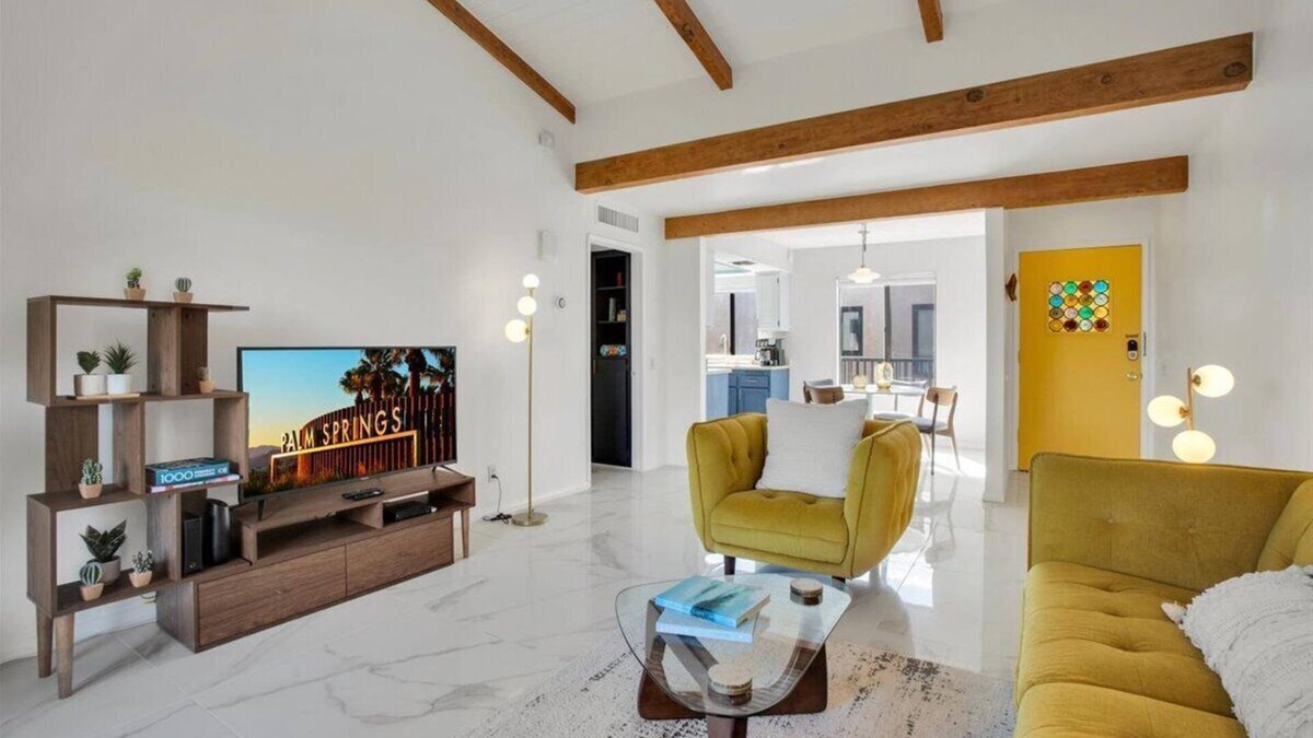 Sunrise Vista Chino House | The Rancho Club Estados