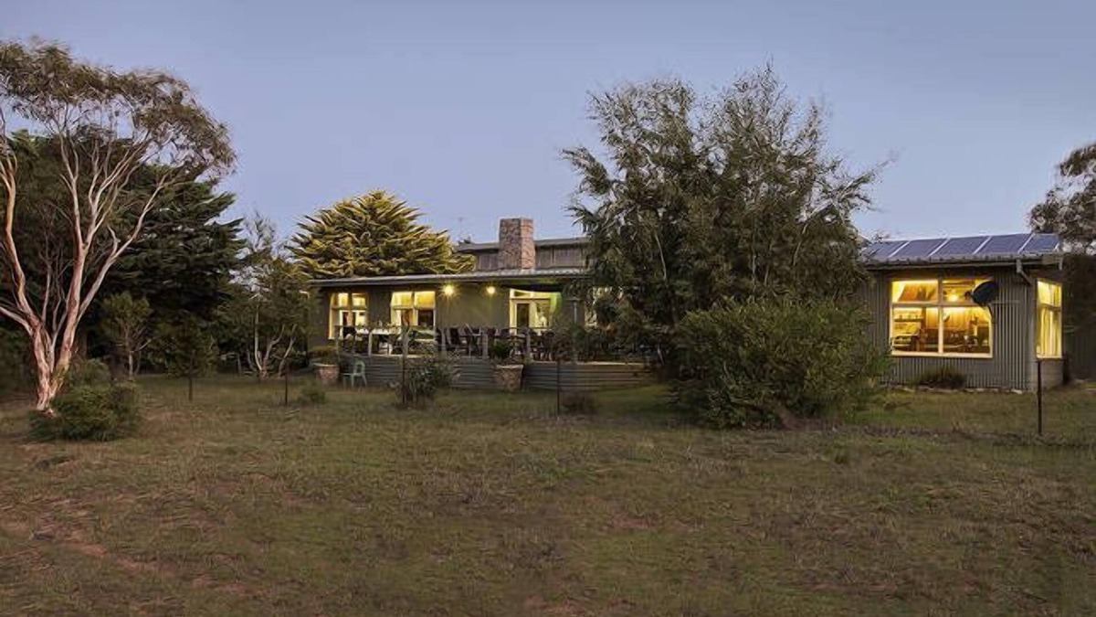 Berridale Cabin | The Range Lodge, Top of Barney's Mountain Range