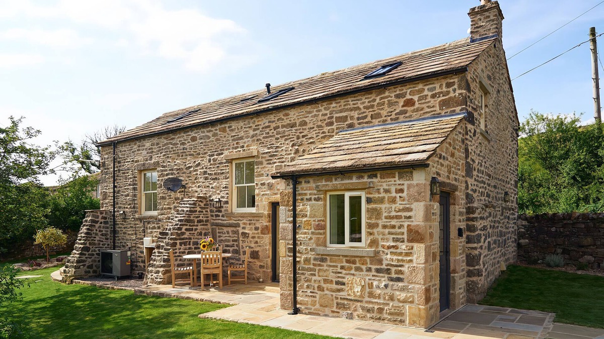 Yockenthwaite Cottage | THE READING ROOMS, pet friendly, character holiday cottage in Buckden