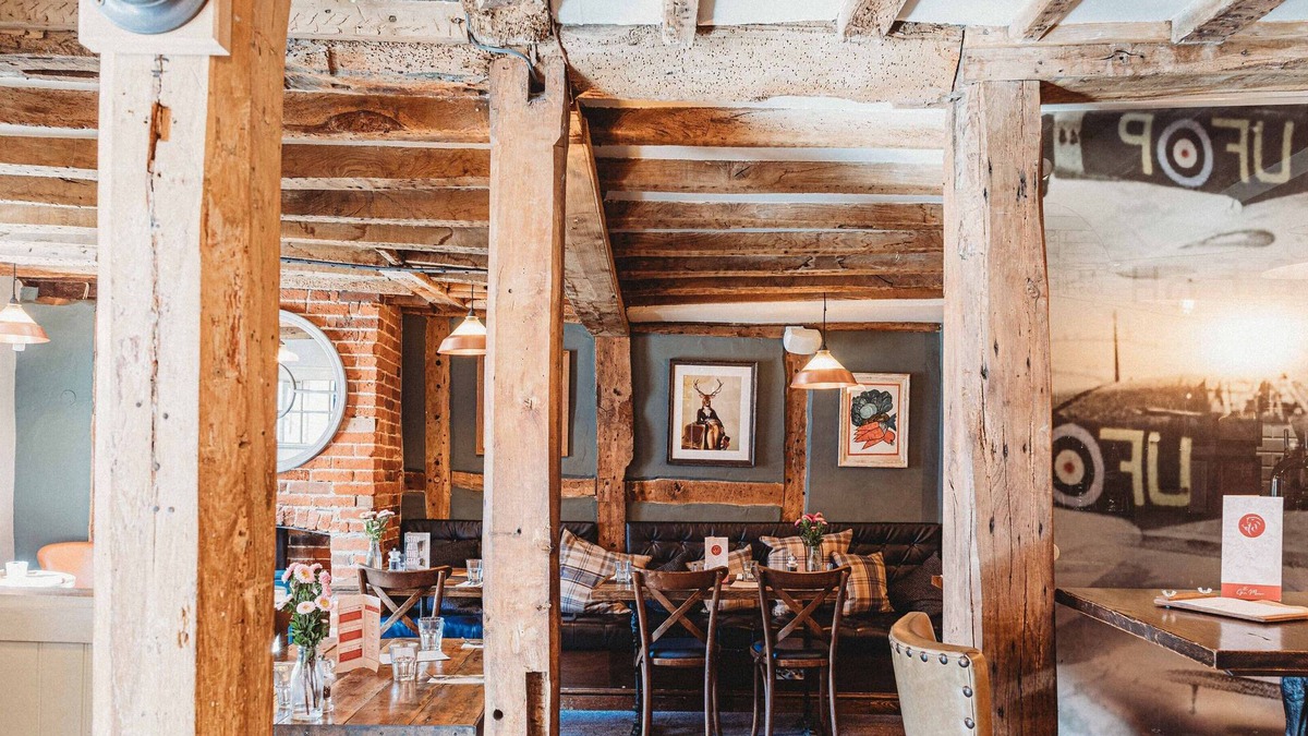 Odiham Hotel | The Red Lion