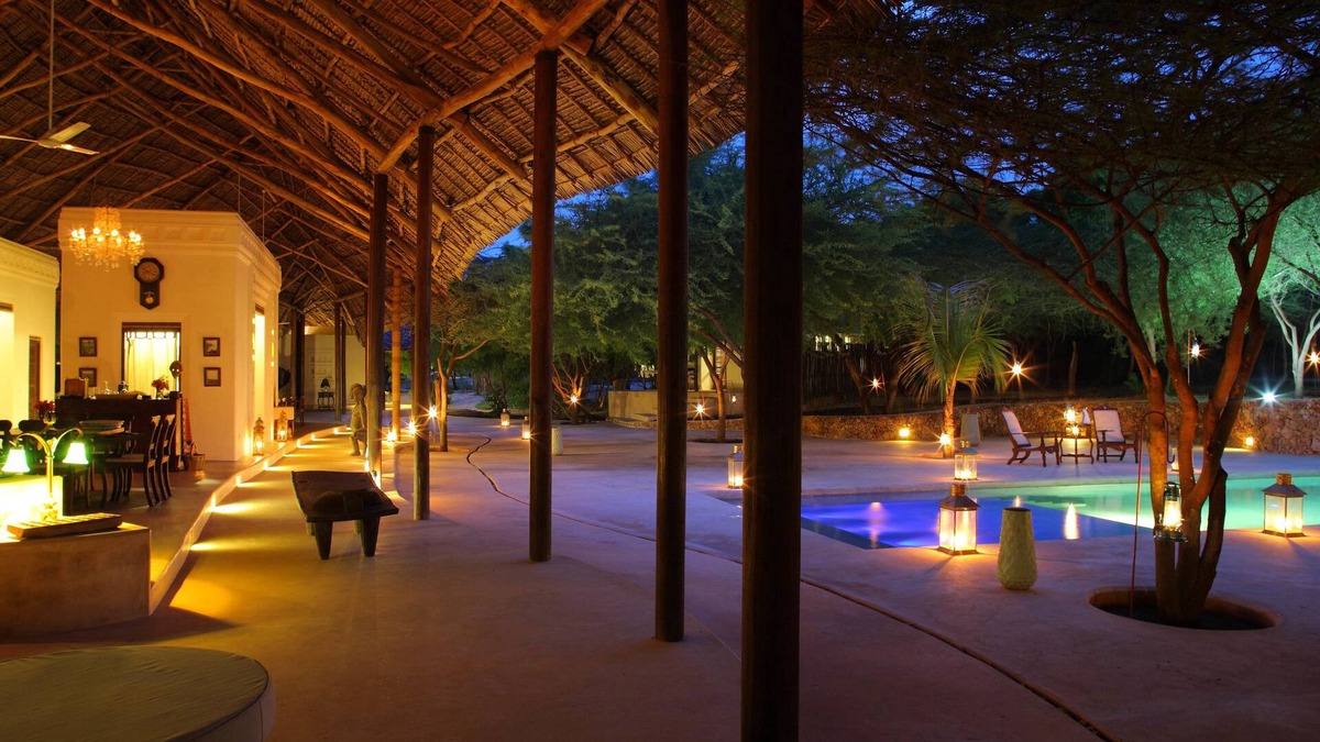 Lamu Cabin | The Red Pepper House