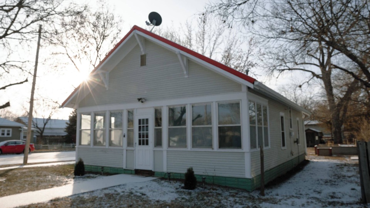 Mobridge House | The Red Roof Cottage