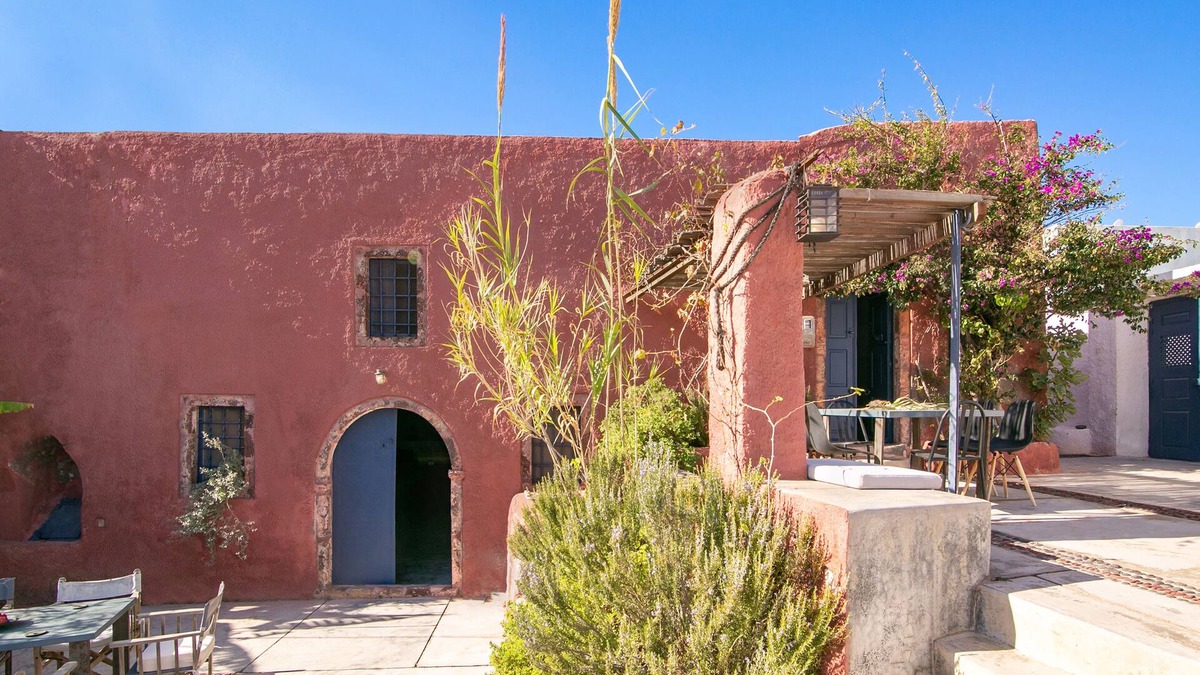 Finikia Villa | The Red Winehouse | Old winery converted into a stylish villa | close to Oia