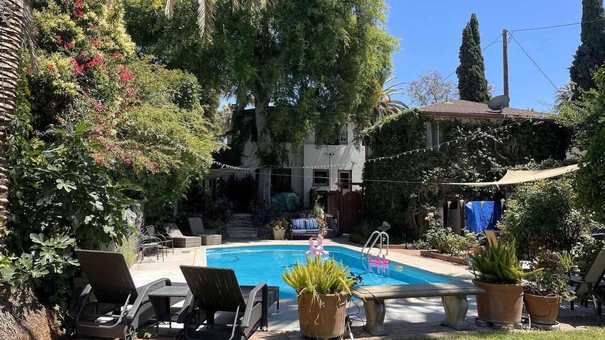 South Redlands Apartment | The Redlands Guesthouse: Historic District/Pool