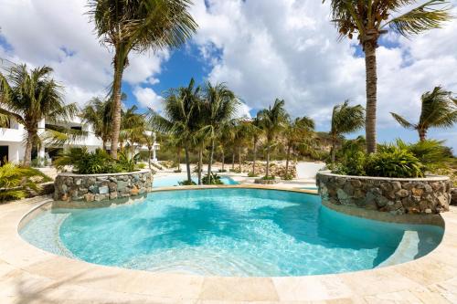 Sint Michiel Resort | The Reef - Blue Bay Golf & Beach Resort