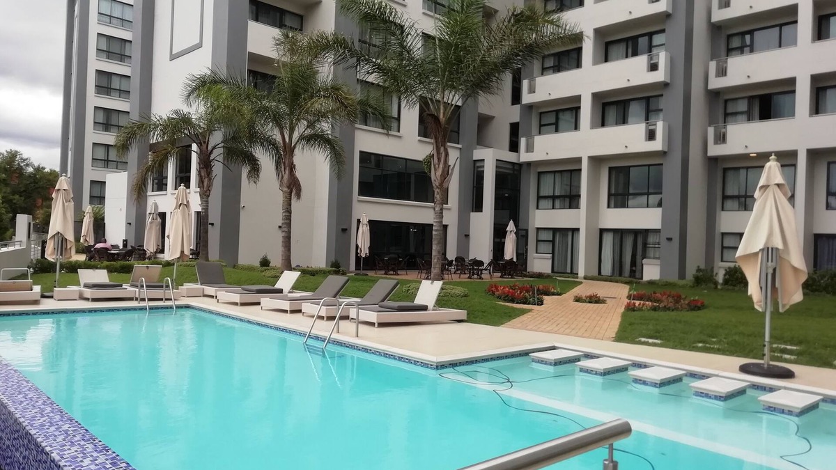 Pretoria Hotel | The Regency Apartment Hotel, Menlyn, Pretoria