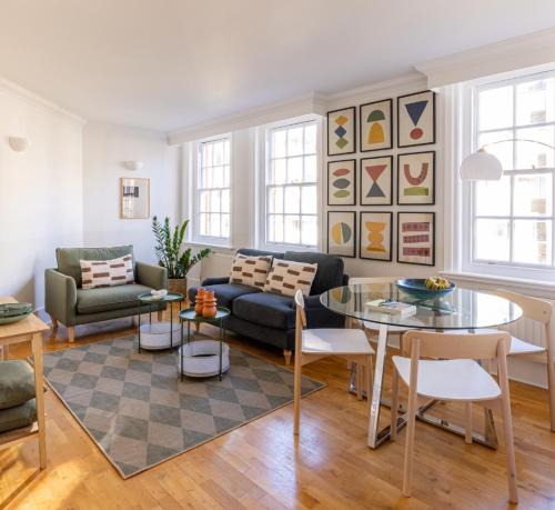 Vincent Square Apartment | The Regency - Serviced Apartments