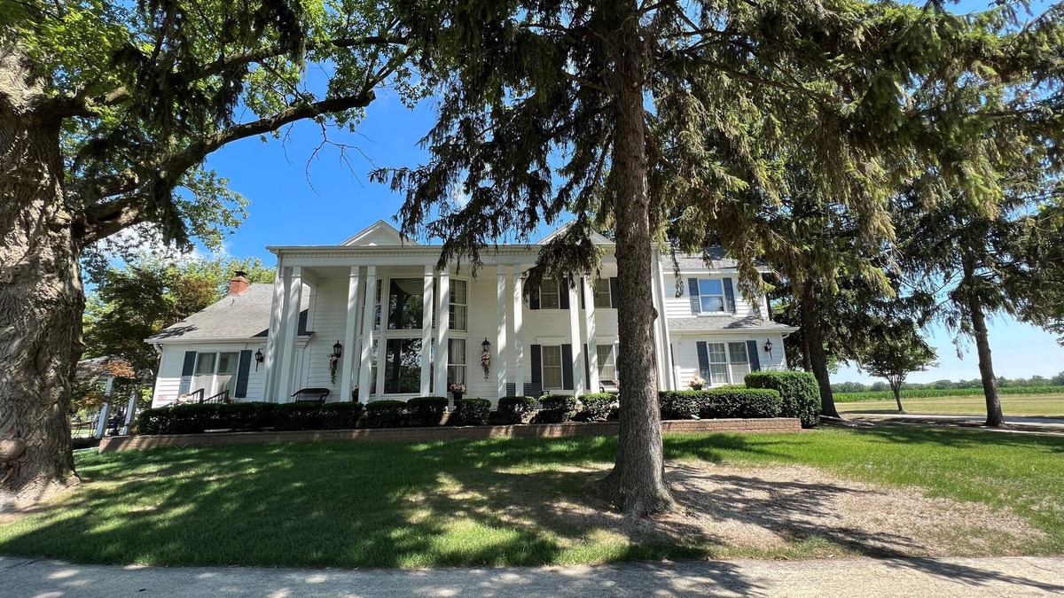 Frankenmuth House | The ResidenZ at Bavarian Inn - Historic Estate located in downtown Frankenmuth