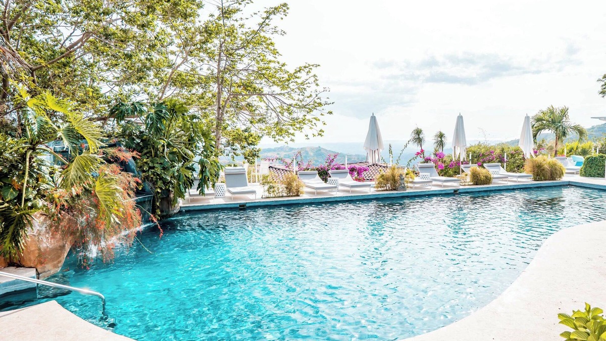 Jesus Hotel | The Retreat Costa Rica - Wellness Resort & Spa