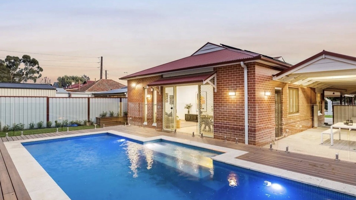 St Morris House | The Retreat in Saint Morris