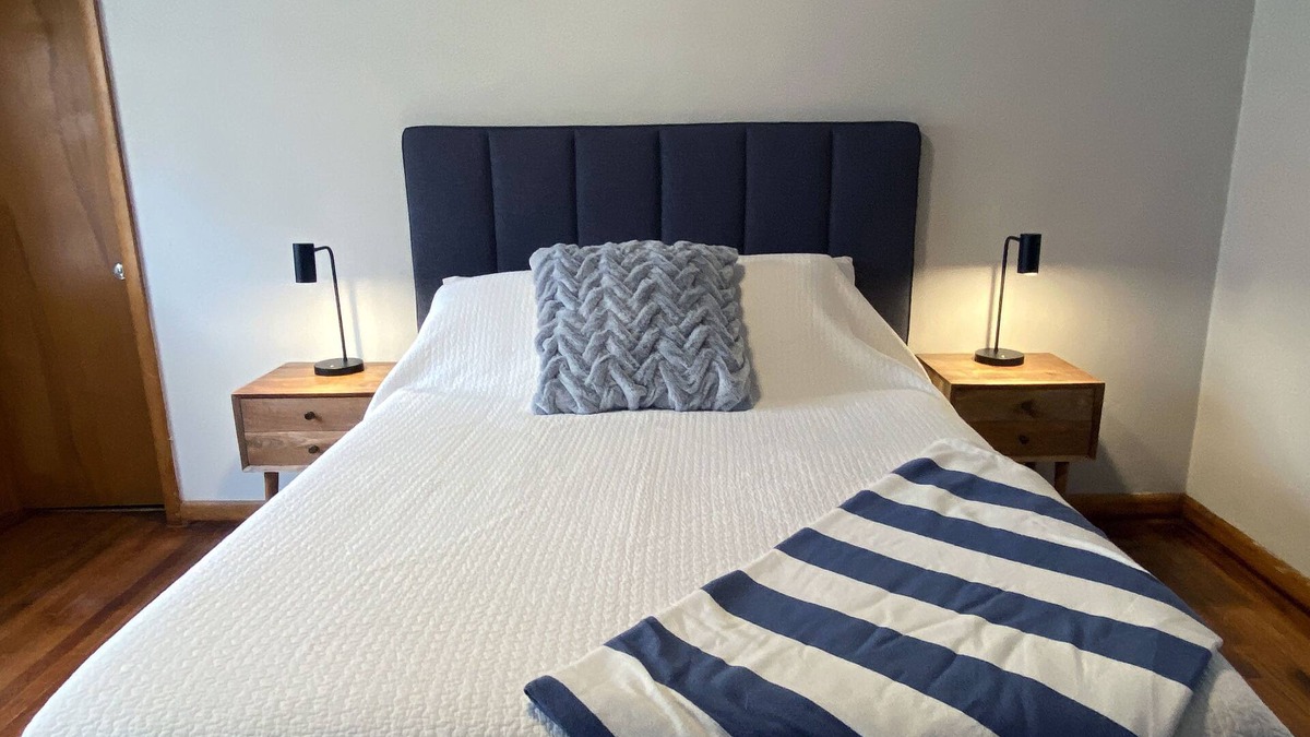 Ames Apartment | The Retreat on Harding