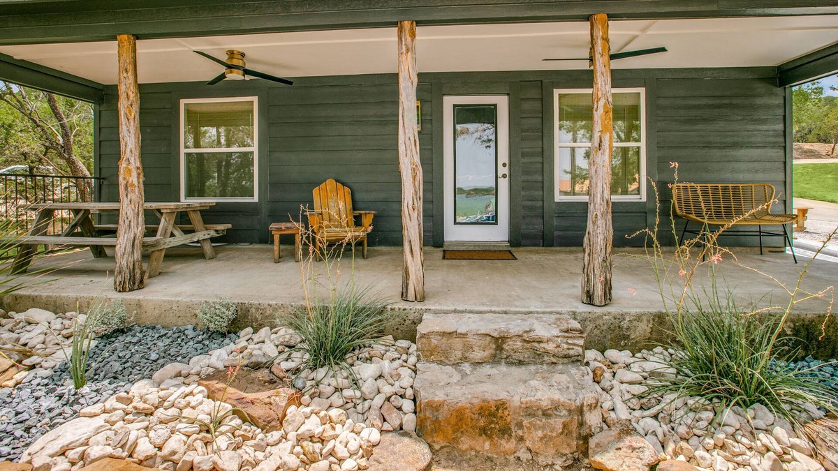 Graford Cabin | The Retreat @ Possum Kingdom Lake! Cabin 2