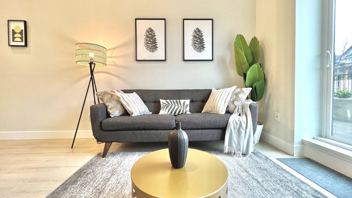 South Newton Condo | The Retreat Suite