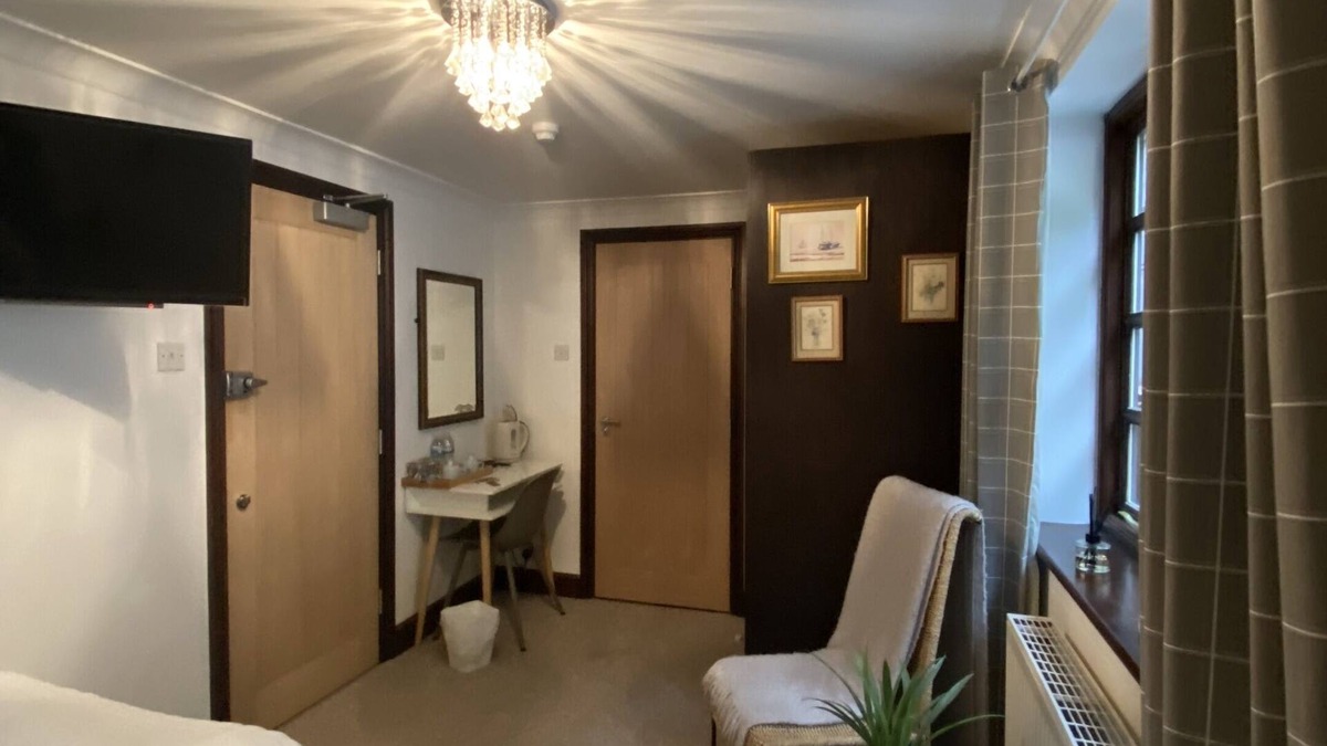 Fawkham Bed & Breakfast | The Rising Sun Inn