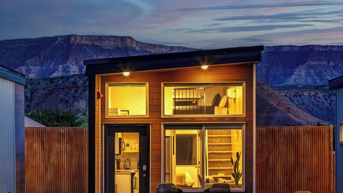 Virgin House | The Riv at Zion