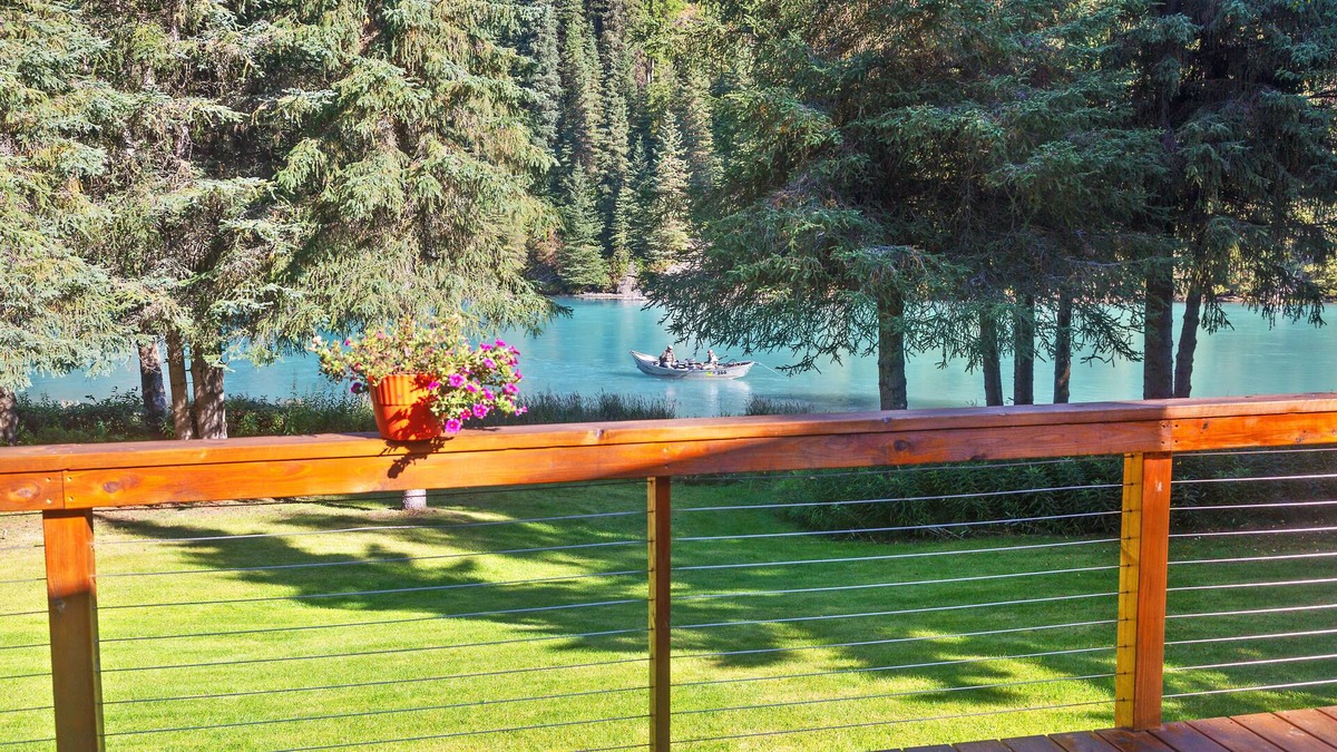 Cooper Landing House | The River House - Private 1.6 acre Upper Kenai Riverfront Home - Cooper Landing