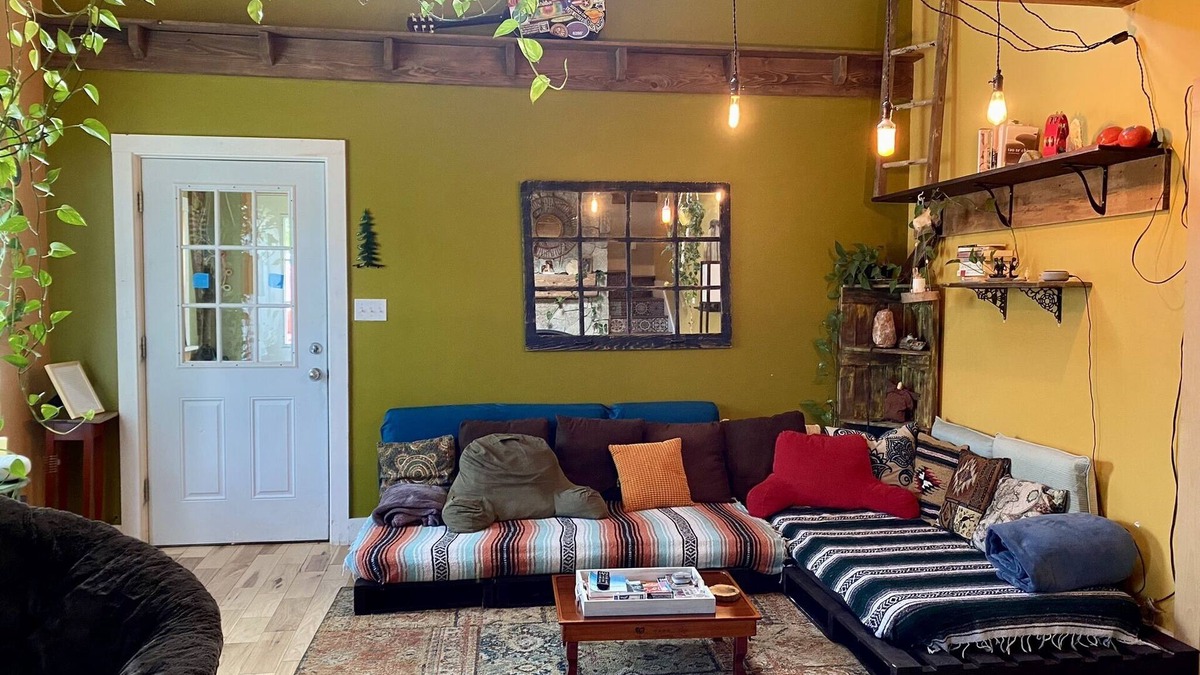 North New Portland House | The Riverfront Retreat- 27 minutes to Sugarloaf!
