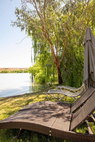 Cowirra House | The Rivers Edge Retreat for Groups and Families