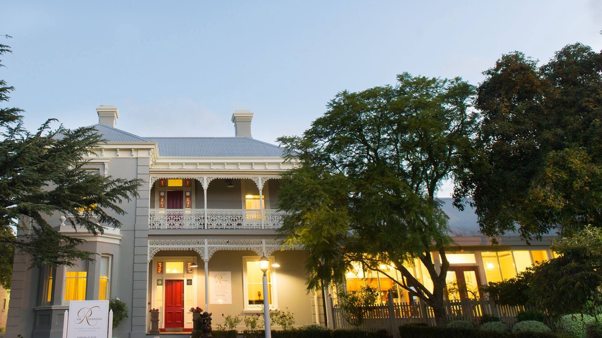 Bairnsdale Bed & Breakfast | The Riversleigh