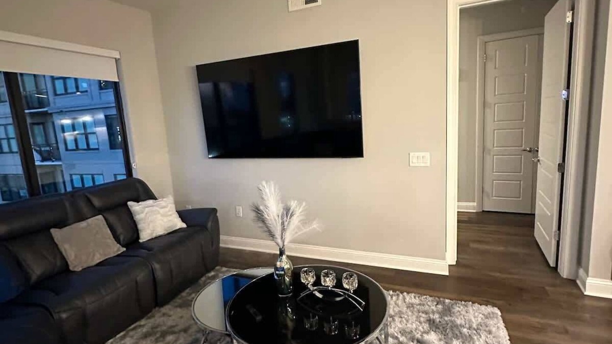 Buckhead Village Condo | The Riverview Estates: Buckhead