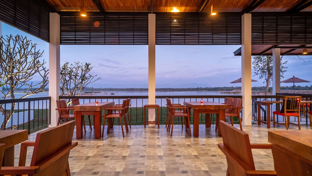 Champasak Hotel | The Riviera Champasak